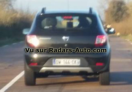 radar mobile DW-144-CK Dacia Sandero Stepway