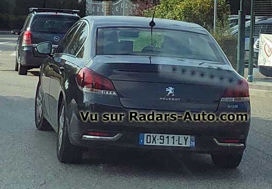 radar mobile Isre Dacia Sandero Stepway