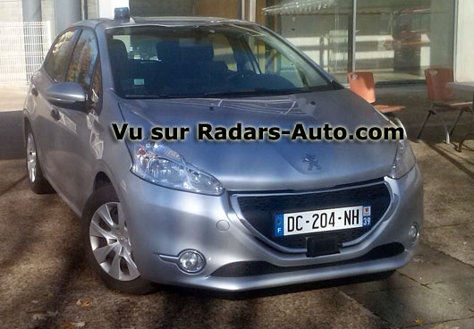 radar mobile DC-204-NH Peugeot 208 berline