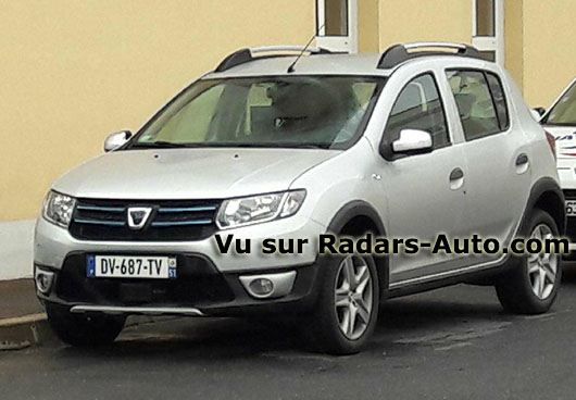 radar mobile Marne Dacia Sandero Stepway