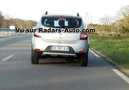 radar mobile DX-597-AJ Dacia Sandero Stepway