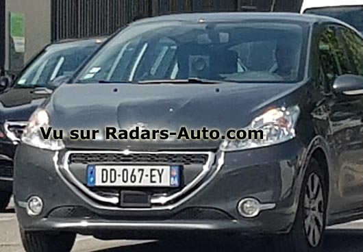 radar mobile DD-067-EY Peugeot 208 berline