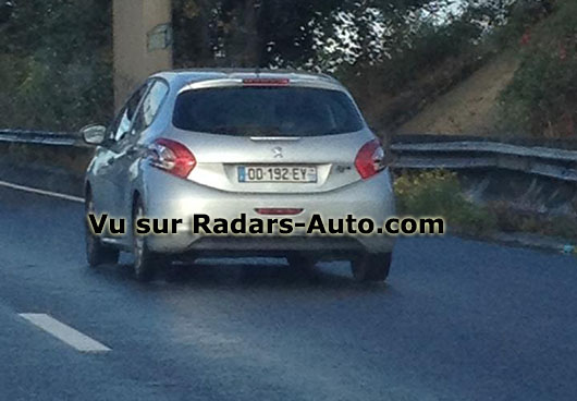 radar mobile DD-192-EY Peugeot 208 berline