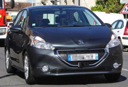 radar mobile DD-847-EY Peugeot 208 berline