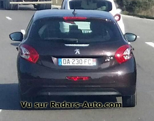 radar mobile DA-230-FC Peugeot 208 berline