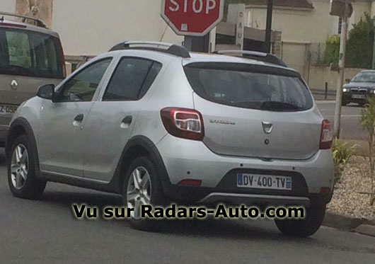 radar mobile DV-400-TV Dacia Sandero Stepway