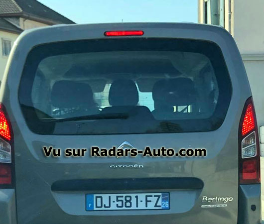 radar mobile Isre Dacia Sandero Stepway