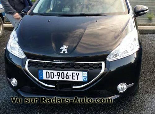 radar mobile DD-906-EY Peugeot 208 berline