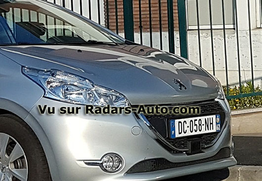 radar mobile DC-058-NH Peugeot 208 berline