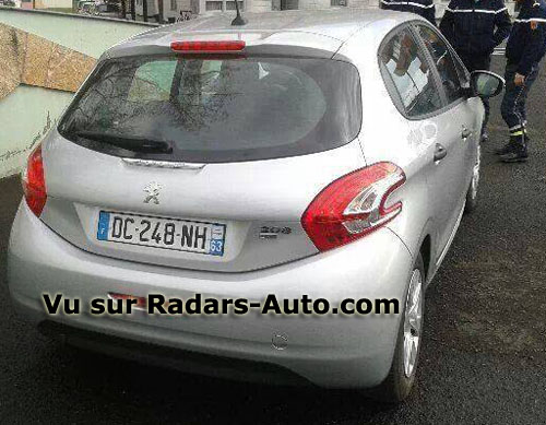 radar mobile DC-248-NH Peugeot 208 berline