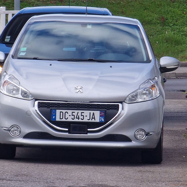 radar mobile Haute-Savoie Peugeot 208 berline