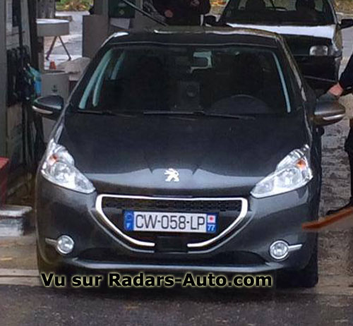 radar mobile CW-058-LP Peugeot 208 berline