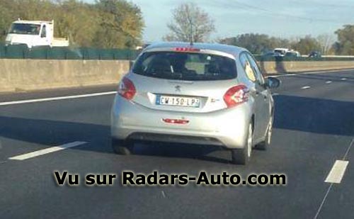 radar mobile Hauts de Seine Peugeot 208 berline
