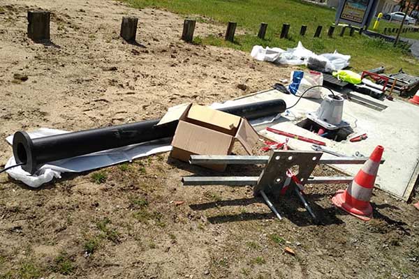 Chantier d'installation d'un radar tourelle