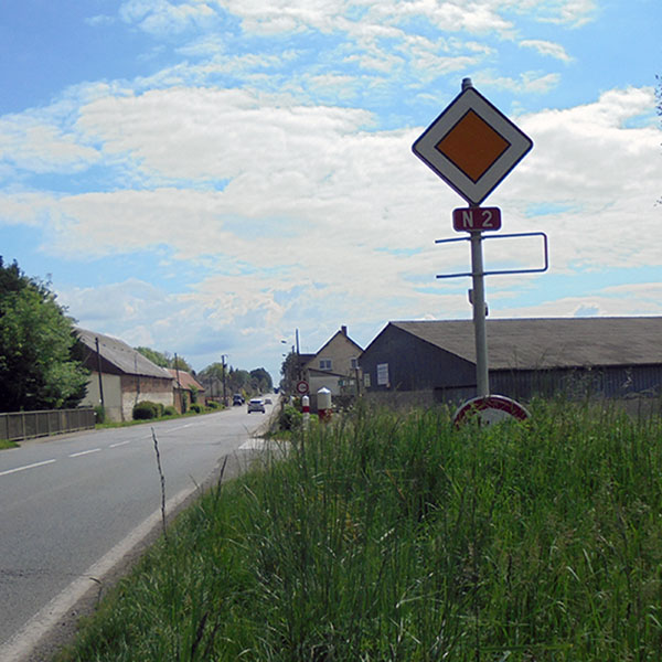 un radar flashe  50 alors que la limitation de vitesse est invisible