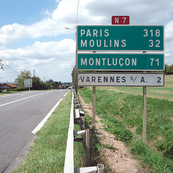 panneau signalant que l'on circule sur une route nationale