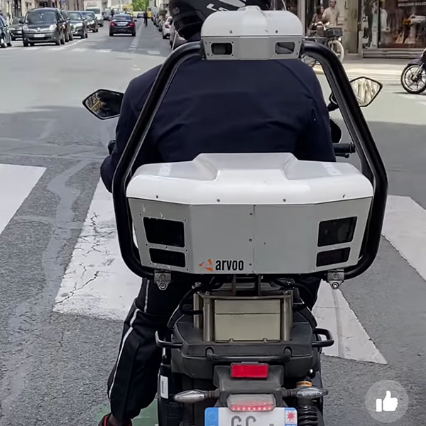 faux Scooter radar  Paris