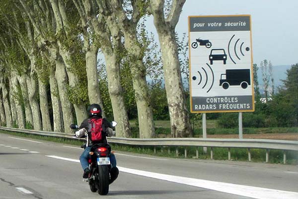 174 000 flashs pour les radars automatiques de la Loire en 2018