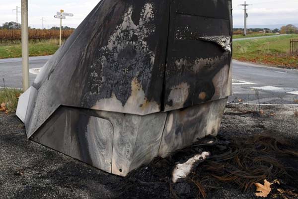 radar detruit par le feu