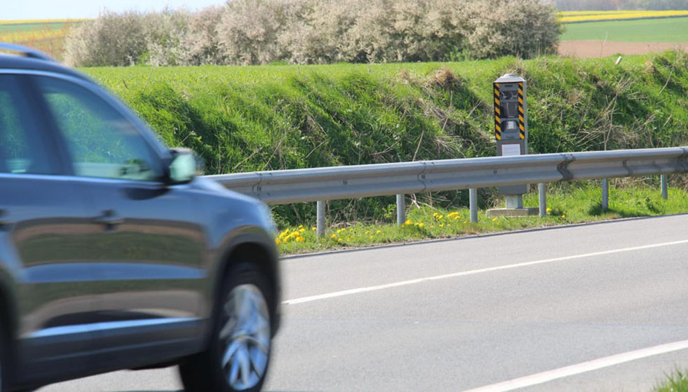 50% des excès de vitesse enregistrés par les radars sont entre 1 et 5 km/h