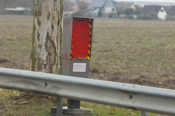 Les radars fixes c'est beaucoup de dgradations mais peu de sanctions