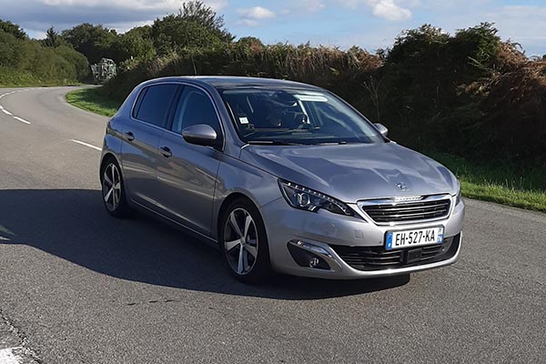 voiture radar privatise peugeot 308