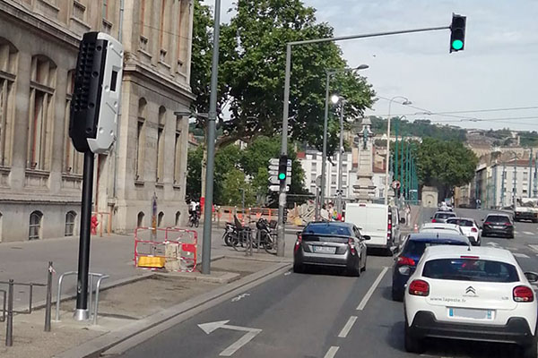 radar feu rouge remplac  Lyon