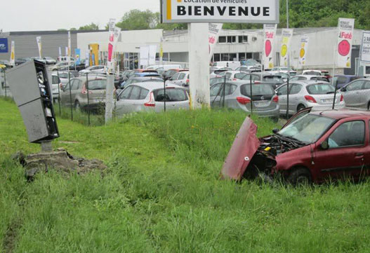 Radar dtruit dans un accident