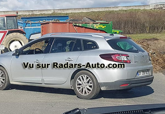 Renault Megane 3 Break DY-299-BL