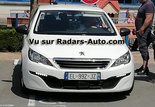 voiture radar EL-992-JZ