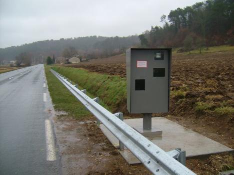 Photo du radar automatique de Chteau-L'vque (D939)