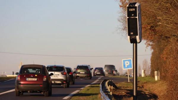 Photo du radar automatique de Svres-Anxaumont (D951)