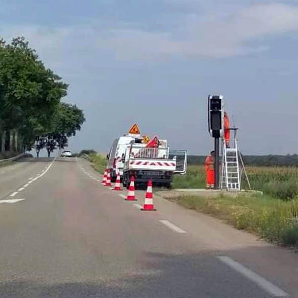 Photo du radar automatique de Mionnay (D1083)