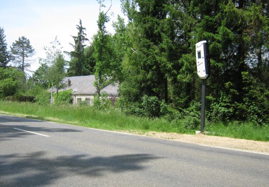 Photo du radar automatique de Pouru-Saint-Remy (D8043)