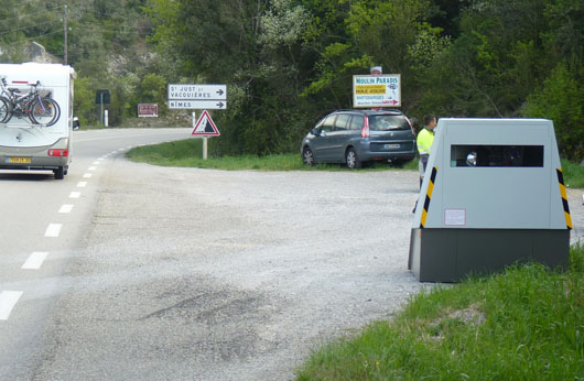Photo du radar automatique de Brouzet-lès-Alès (D6)