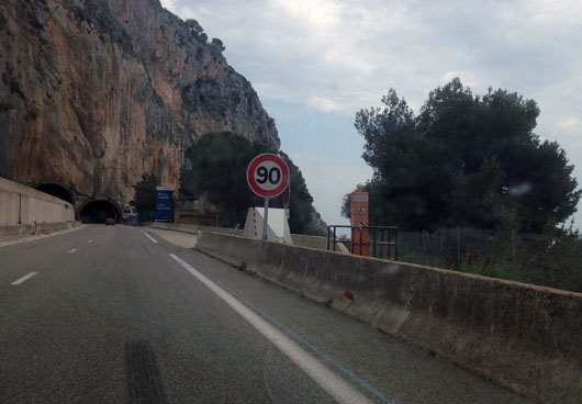 Photo du radar automatique de Menton (A8)