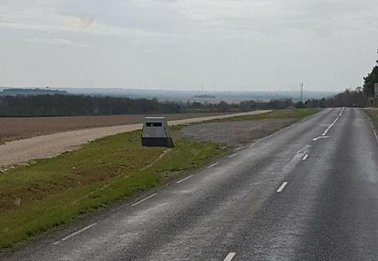 Photo du radar automatique de La Veuve (D21)