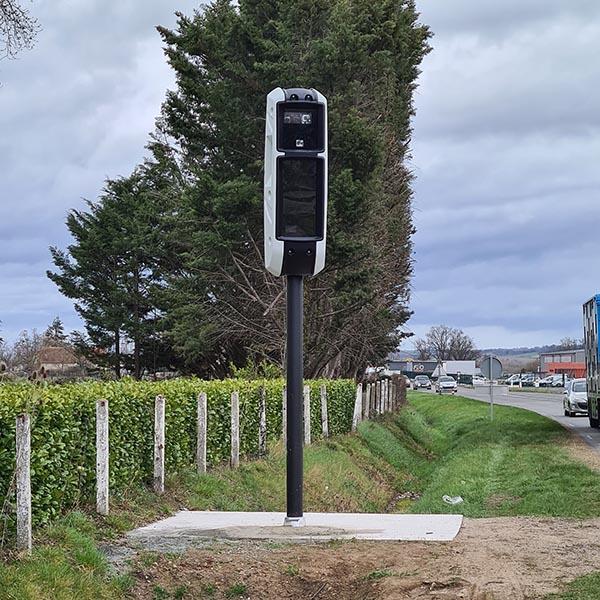 Photo du radar automatique de Charmeil (D6)