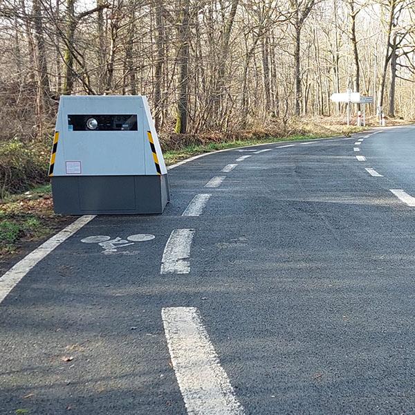 Photo du radar automatique de Cernay-la-Ville (D906)