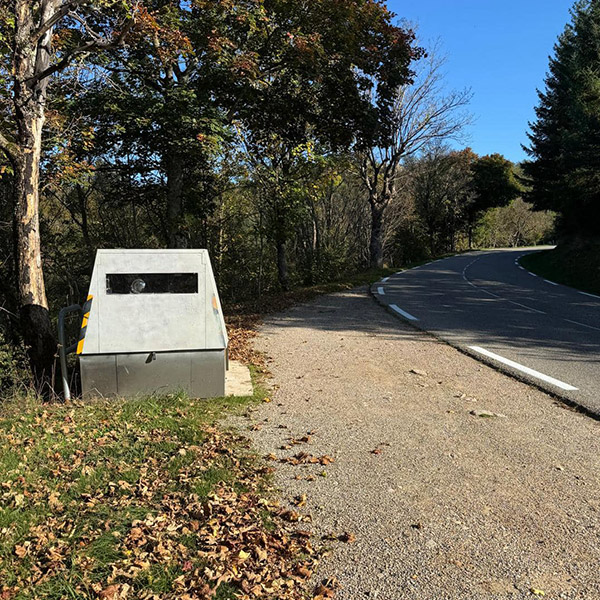Photo du radar automatique de Saint-Barthlemy-Grozon (D533)