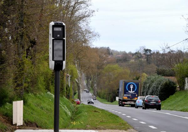 Photo 1 du radar automatique de Neuville-les-Dames