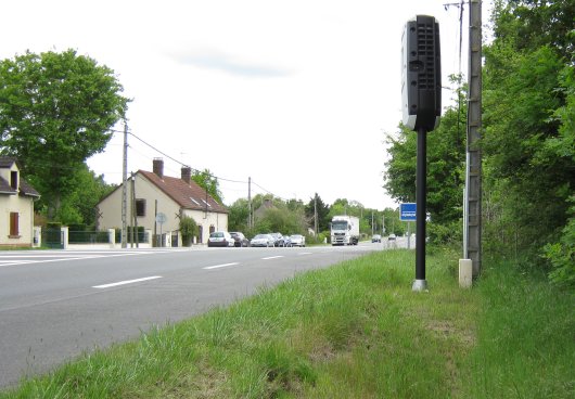 Photo du radar automatique de Pressigny-les-Pins (D2007)