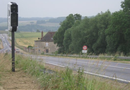 Photo du radar automatique de Authevernes (D6014)