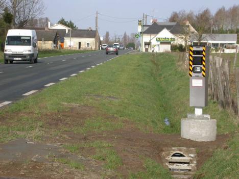 Photo du radar automatique de Les Bois d'Anjou (D347)