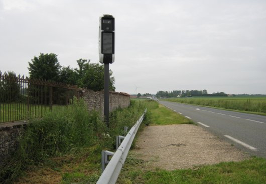 Photo du radar automatique de La Neuville-Chant-d'Oisel (D6014)