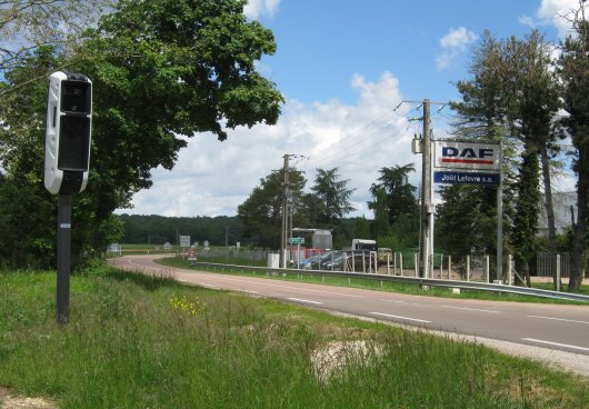 Photo du radar automatique de Pontigny (N77)