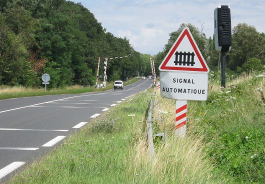 Photo du radar automatique de Monnaie (D910)